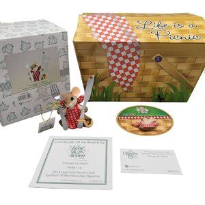 Charming Tails Life Is A Picnic Figurine and Pin Exclusive Members Only Kit